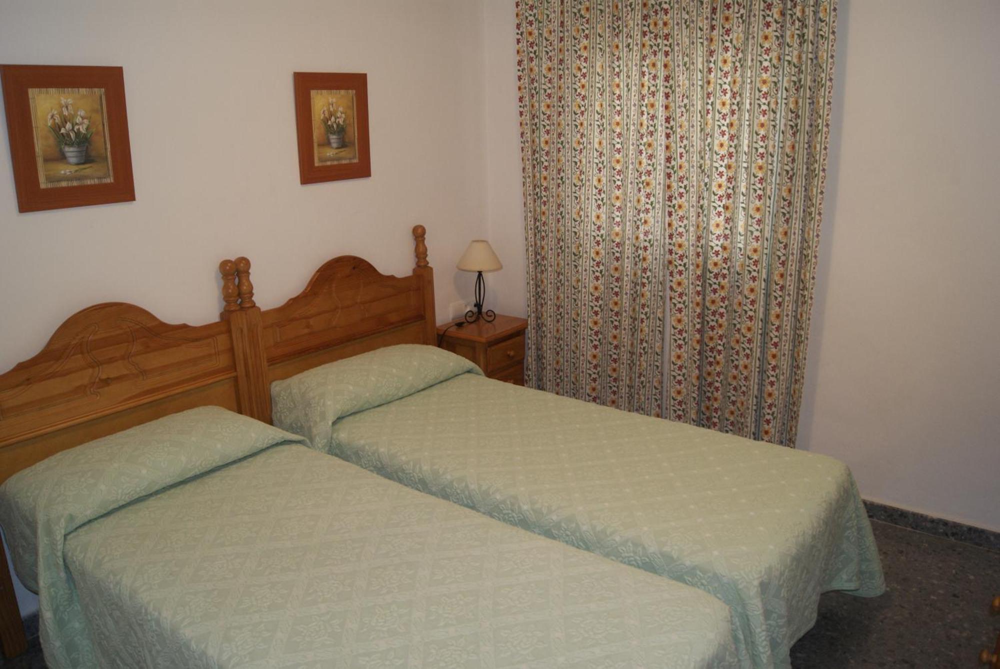 Apartamentos La Dorada Ла Кала де Михас Екстериор снимка
